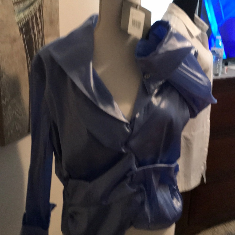 I J S Boutique Top.